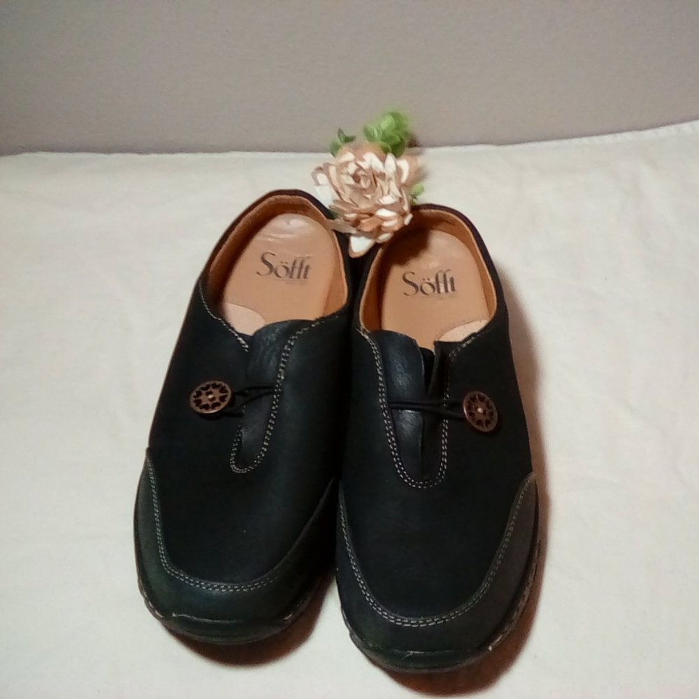 Sofft  new leather mule size 8W black